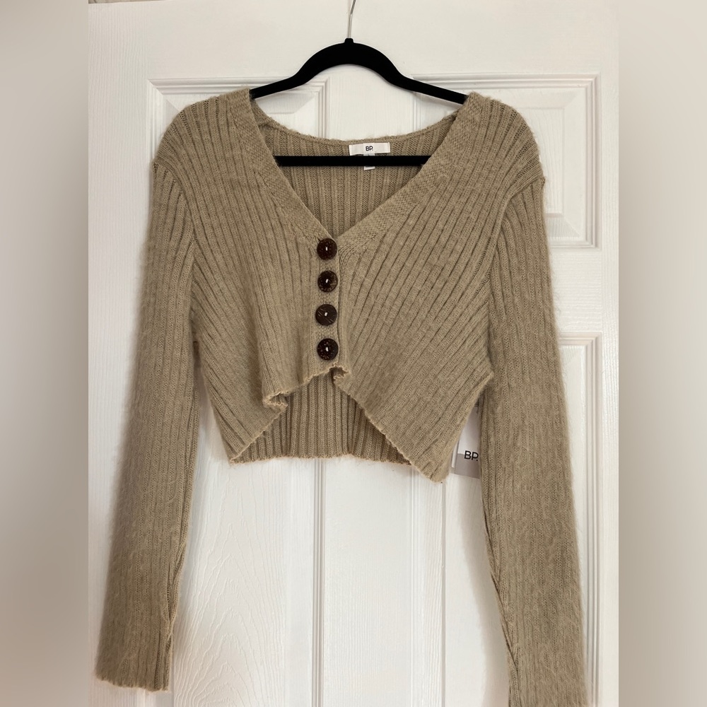 Camel colored crop sweater from Nordstrom (BP). New w tags. Size L